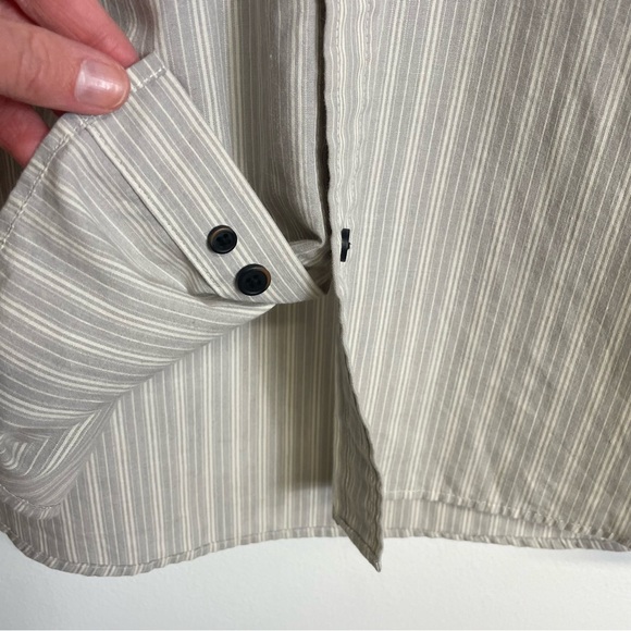 Patagonia Button Down Striped Long Sleeve Shirt Size S - Picture 7 of 13